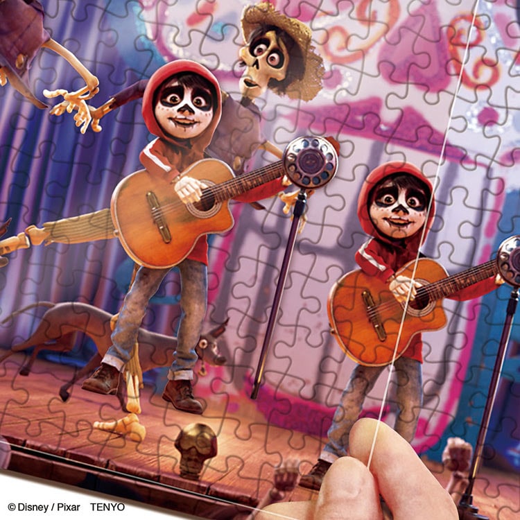 【puzzle】(連框) 200塊 Coco 玩轉極樂園  Film Art Gallery リメンバー・ミー（フィルム・アート・ギャラリー）　(22.5×32cm)